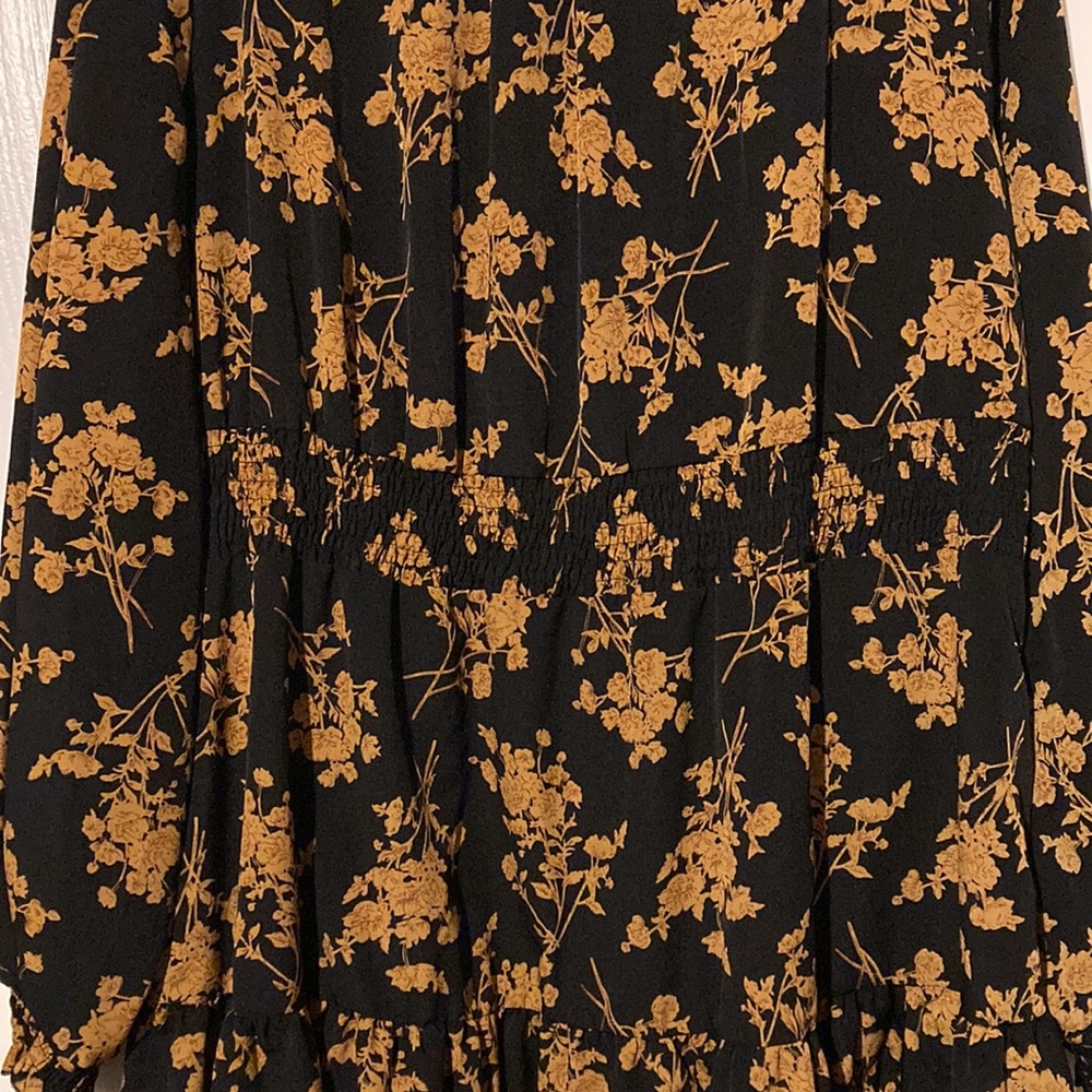 SHEIN Black and Gold Floral Midi Dress - Picture 3 of 4